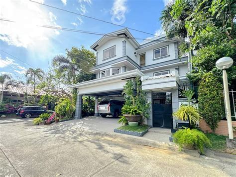 House and Lot For Sale in Paranaque Metro Manila .